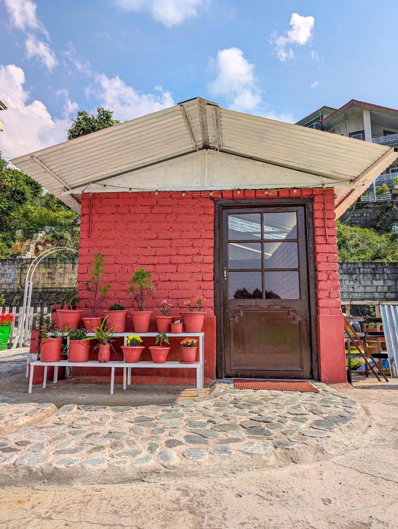 Hobo Hostel Dharamshala Exterior photo