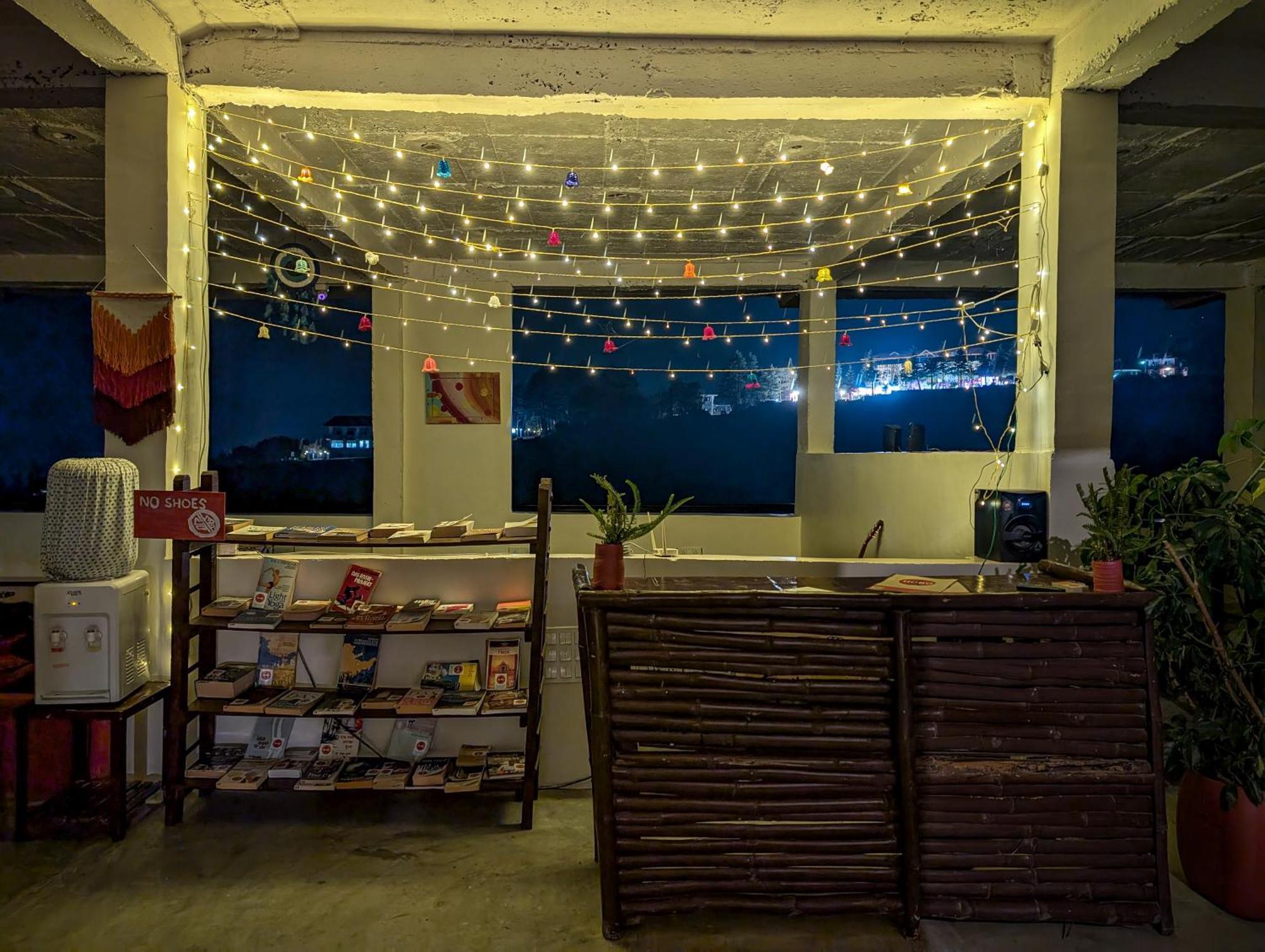 Hobo Hostel Dharamshala Exterior photo
