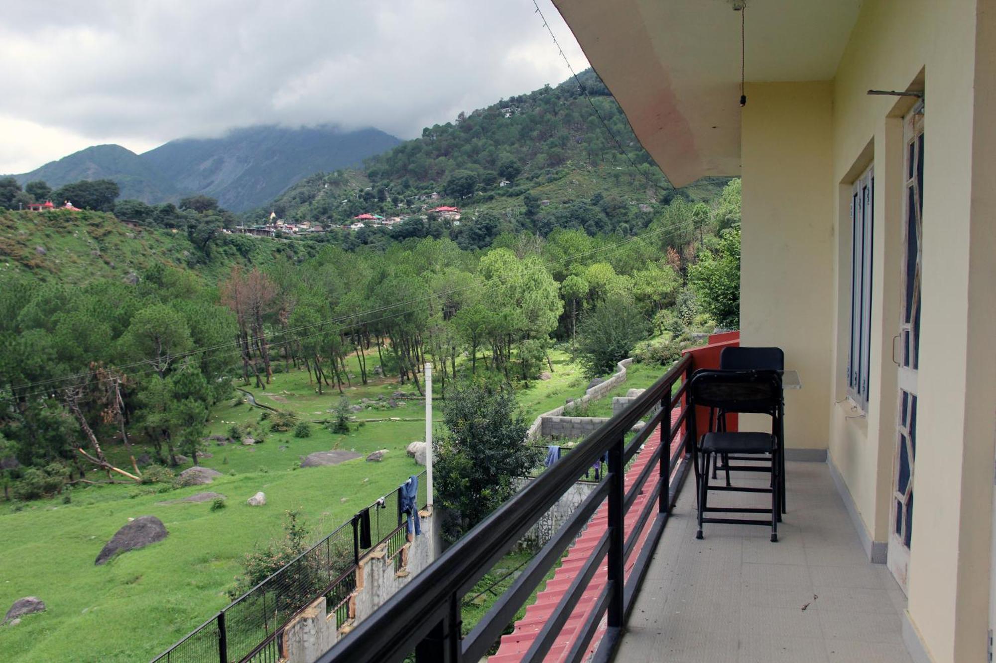 Hobo Hostel Dharamshala Exterior photo